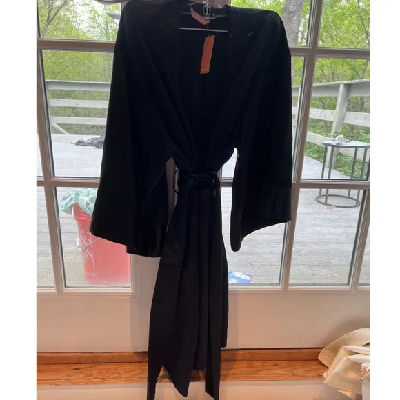 NWT Robe Third Love - Picture 3 of 3